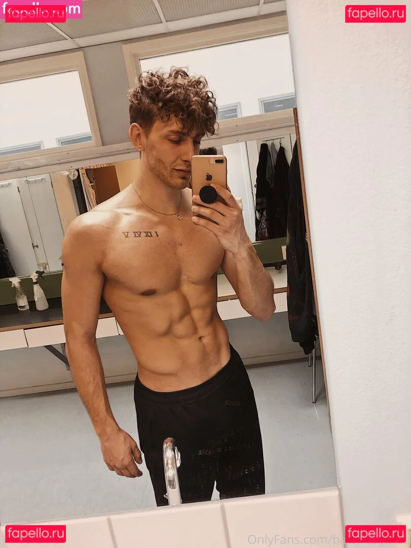 battyboyfree Onlyfans Photo Gallery 