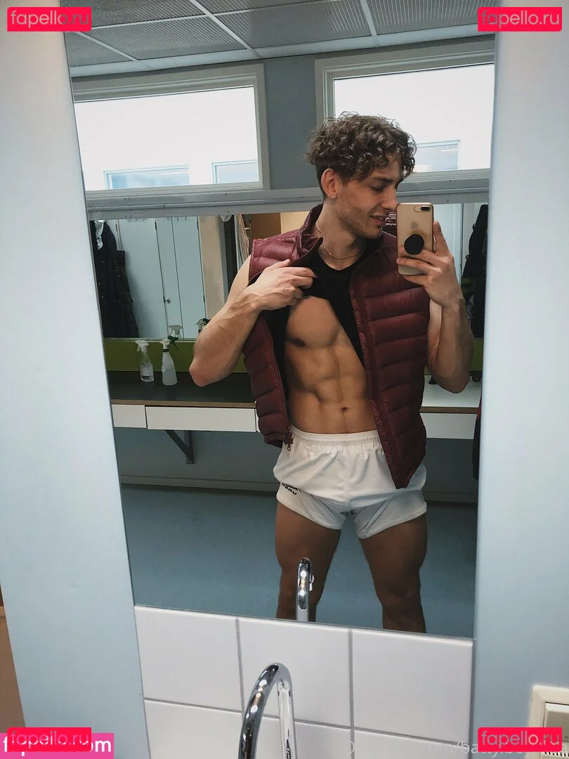 battyboyfree Onlyfans Photo Gallery 