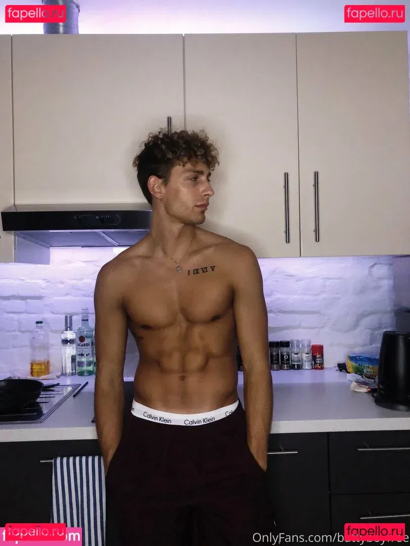 battyboyfree Onlyfans Photo Gallery 