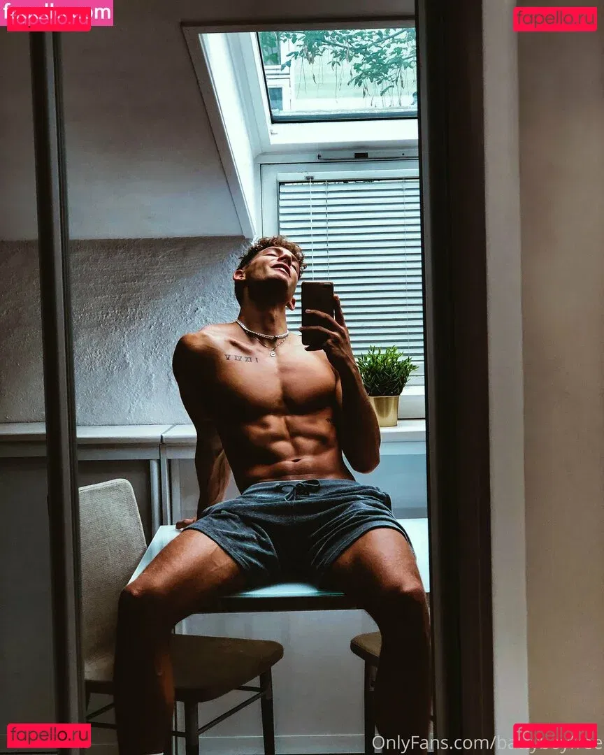 battyboyfree Onlyfans Photo Gallery 