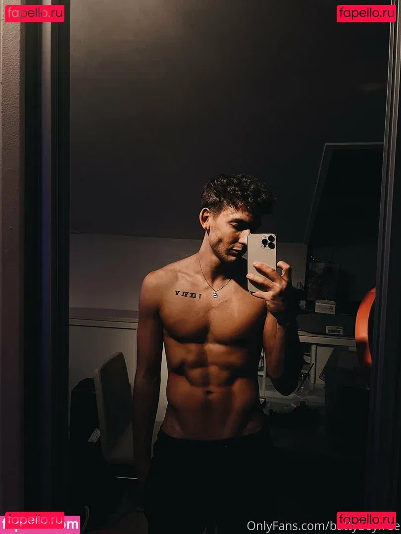 battyboyfree Onlyfans Photo Gallery 