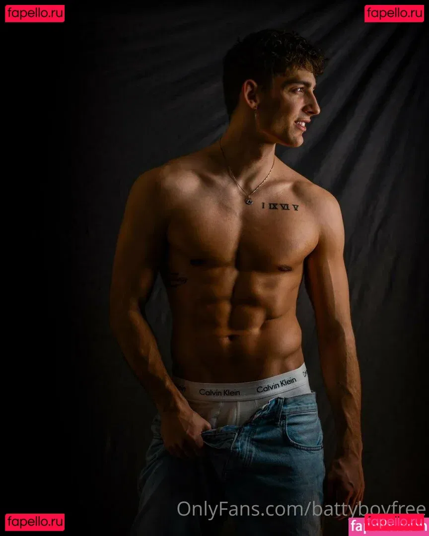 battyboyfree Onlyfans Photo Gallery 