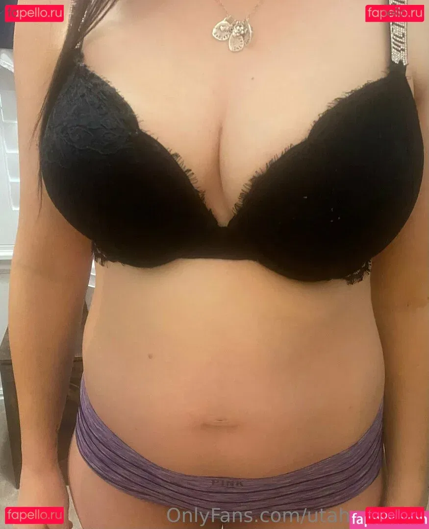 utahwife515 Onlyfans Photo Gallery 