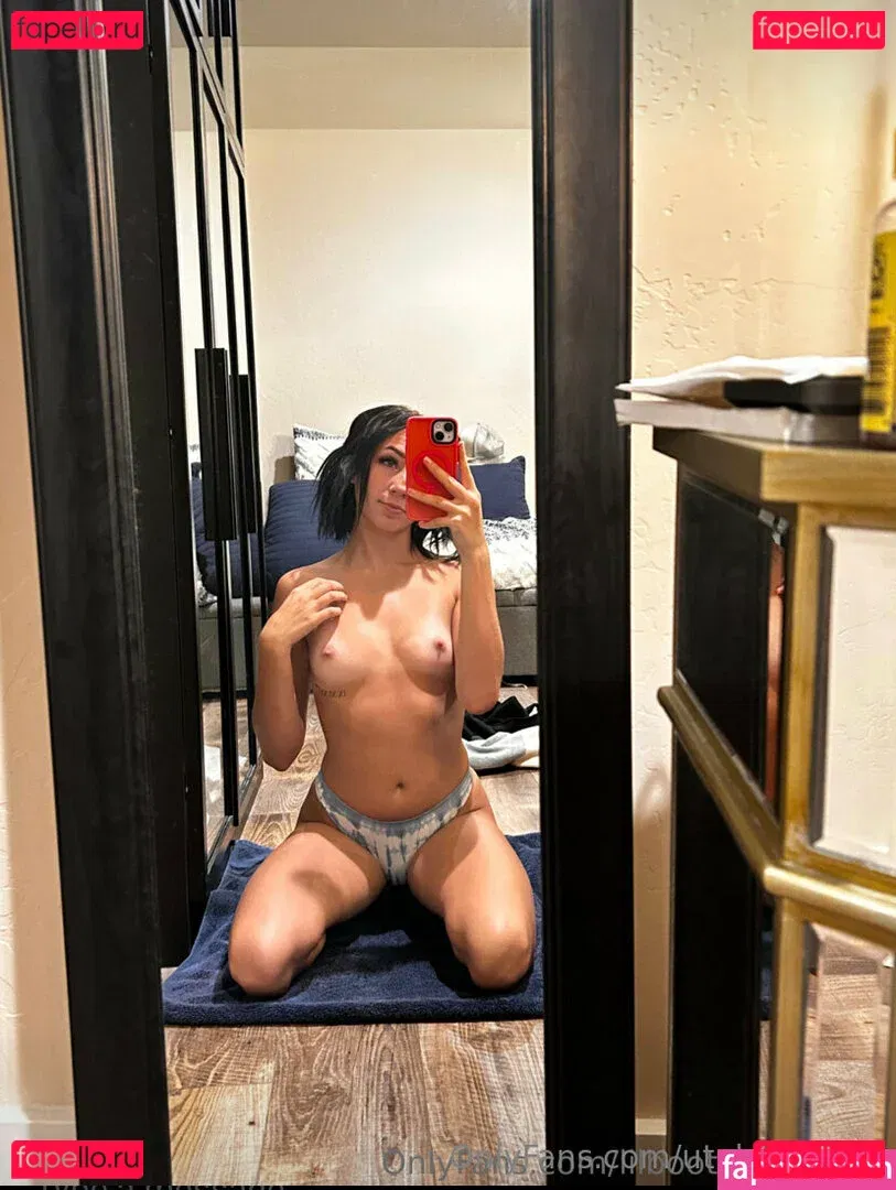 utahwife515 Onlyfans Photo Gallery 