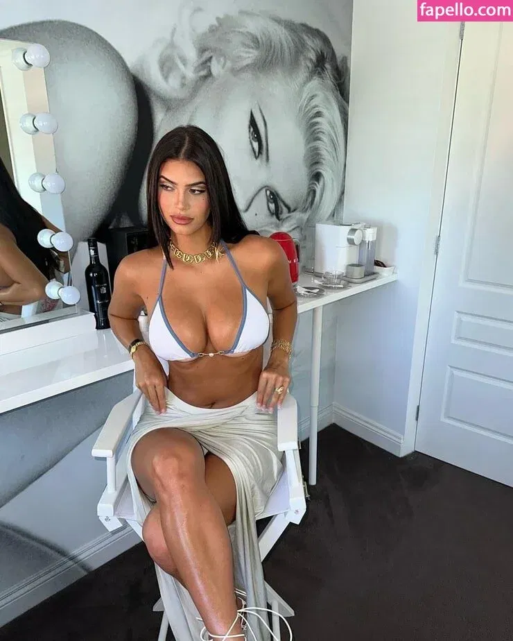 Lucciana Beynon Onlyfans Photo Gallery 