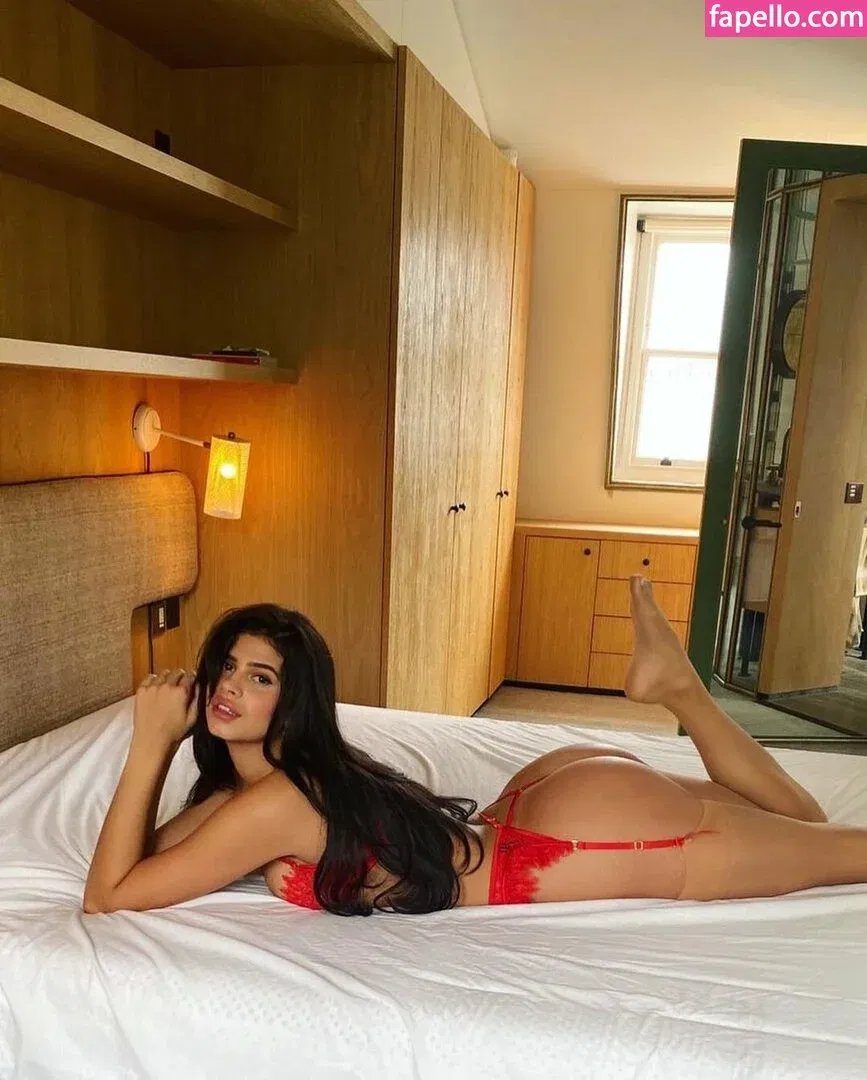 Lucciana Beynon Onlyfans Photo Gallery 