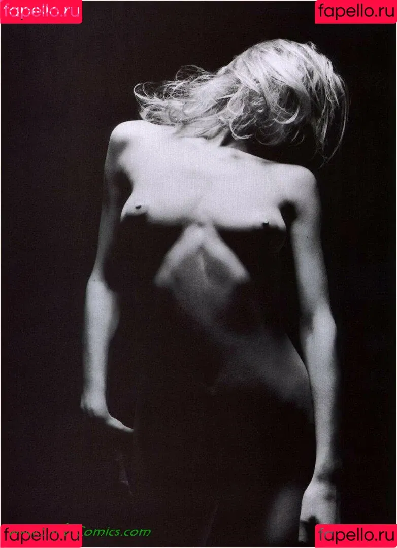 Eva Herzigova Onlyfans Photo Gallery 