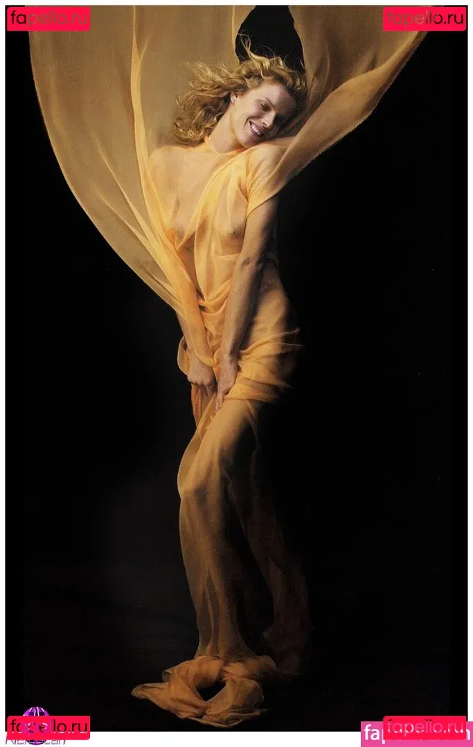 Eva Herzigova Onlyfans Photo Gallery 