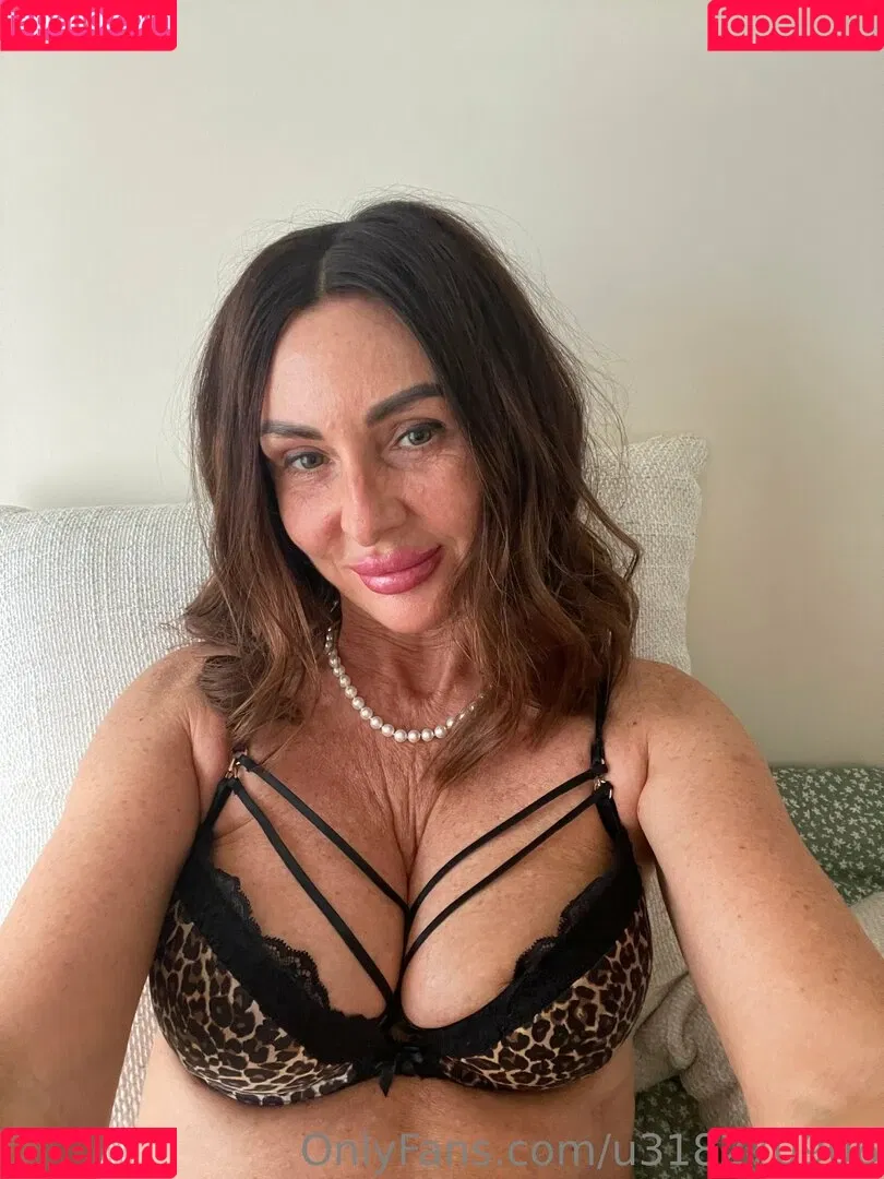 y0ur_wife Onlyfans Photo Gallery 