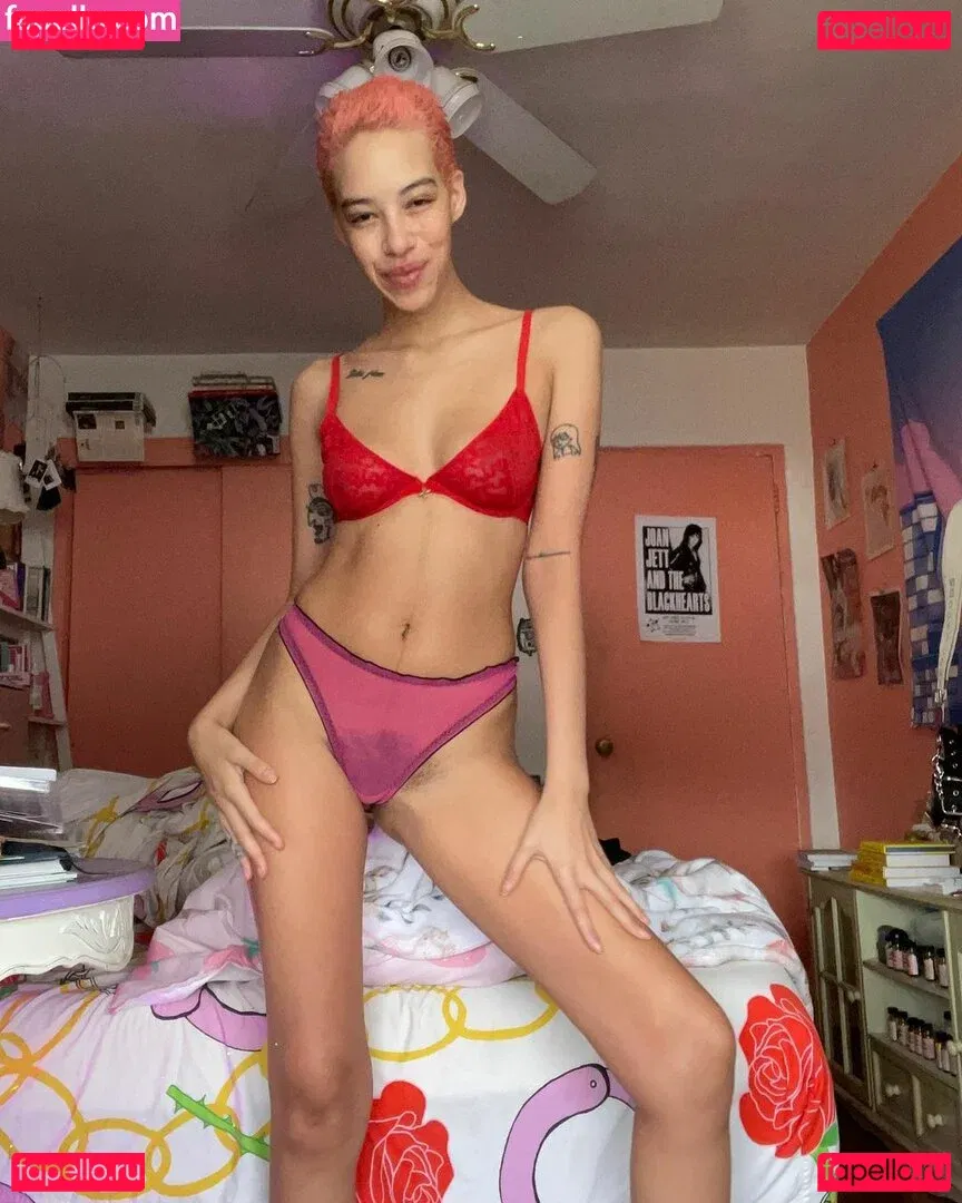 Sebastian Rosemarie Onlyfans Photo Gallery 