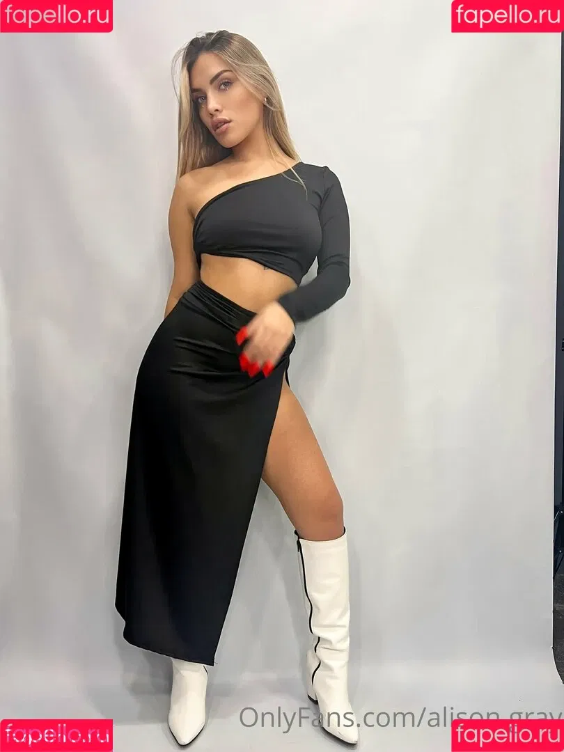 alison.gray Onlyfans Photo Gallery 