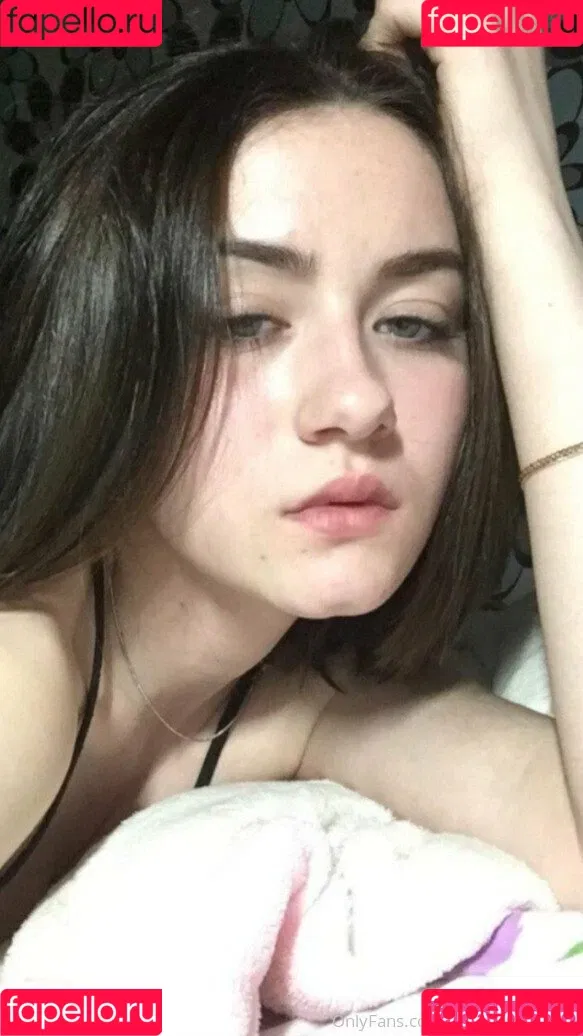 veryniceice Onlyfans Photo Gallery 