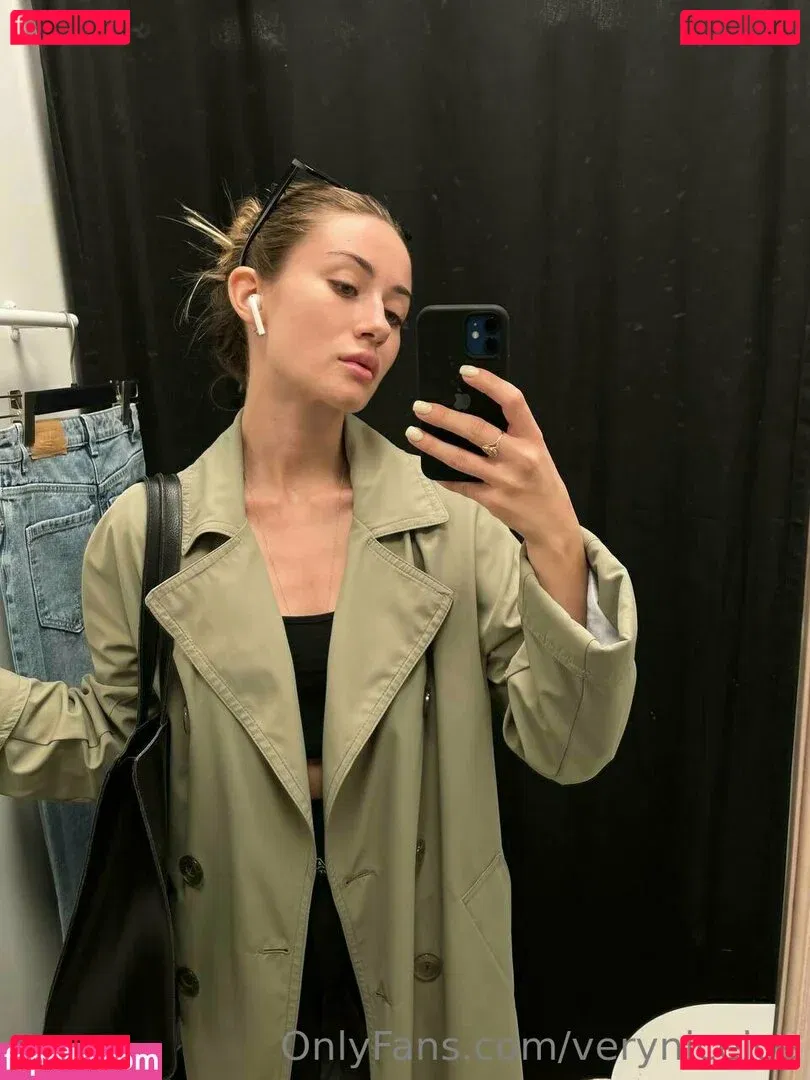 veryniceice Onlyfans Photo Gallery 