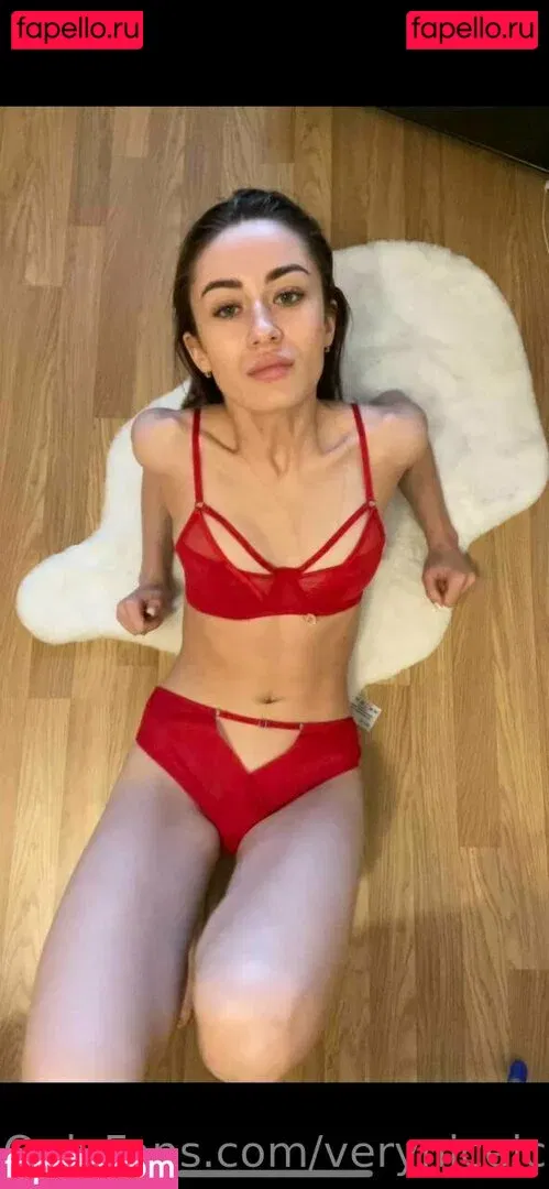 veryniceice Onlyfans Photo Gallery 