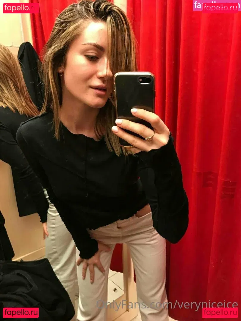 veryniceice Onlyfans Photo Gallery 