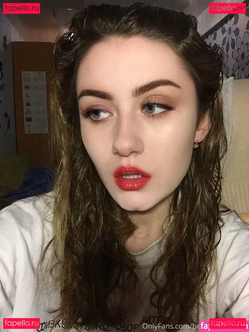 veryniceice Onlyfans Photo Gallery 