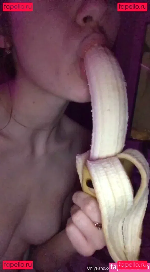 veryniceice Onlyfans Photo Gallery 