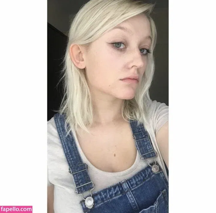 Neoaphrodite Onlyfans Photo Gallery 