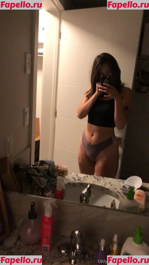 megariley Onlyfans Photo Gallery 