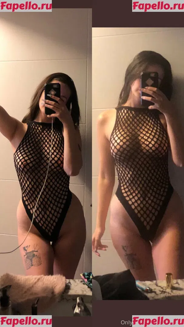 megariley Onlyfans Photo Gallery 