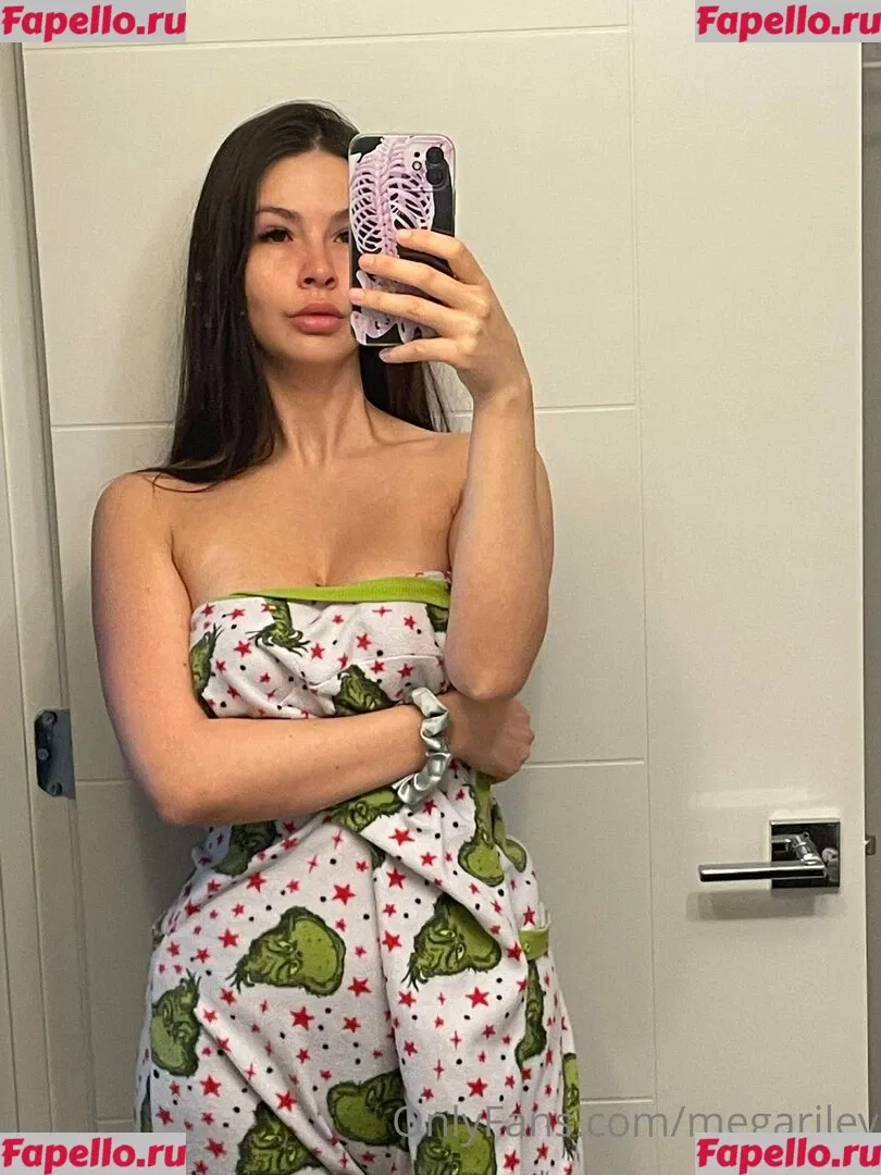 megariley Onlyfans Photo Gallery 