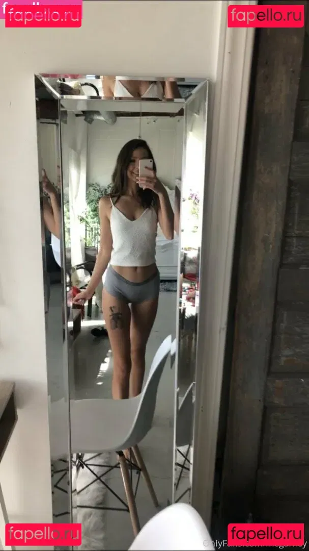 megariley Onlyfans Photo Gallery 