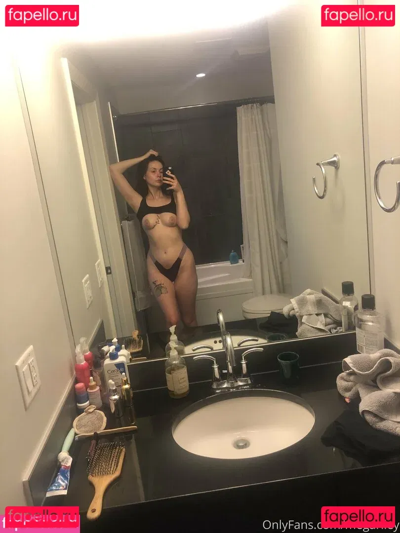 megariley Onlyfans Photo Gallery 