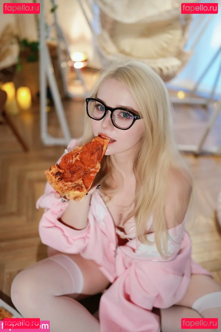 Rachel Blossom Onlyfans Photo Gallery 