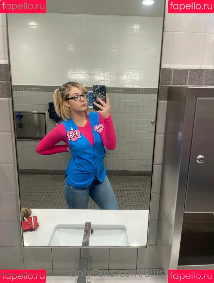 snowbunnyalii Onlyfans Photo Gallery 