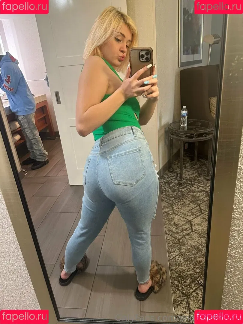snowbunnyalii Onlyfans Photo Gallery 