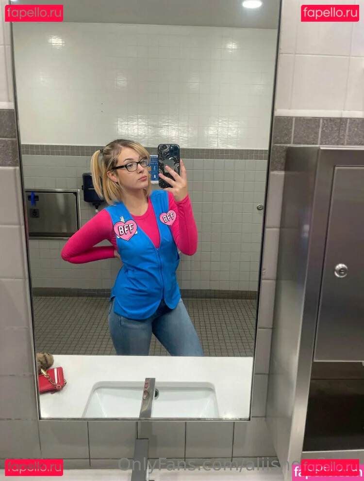 snowbunnyalii Onlyfans Photo Gallery 