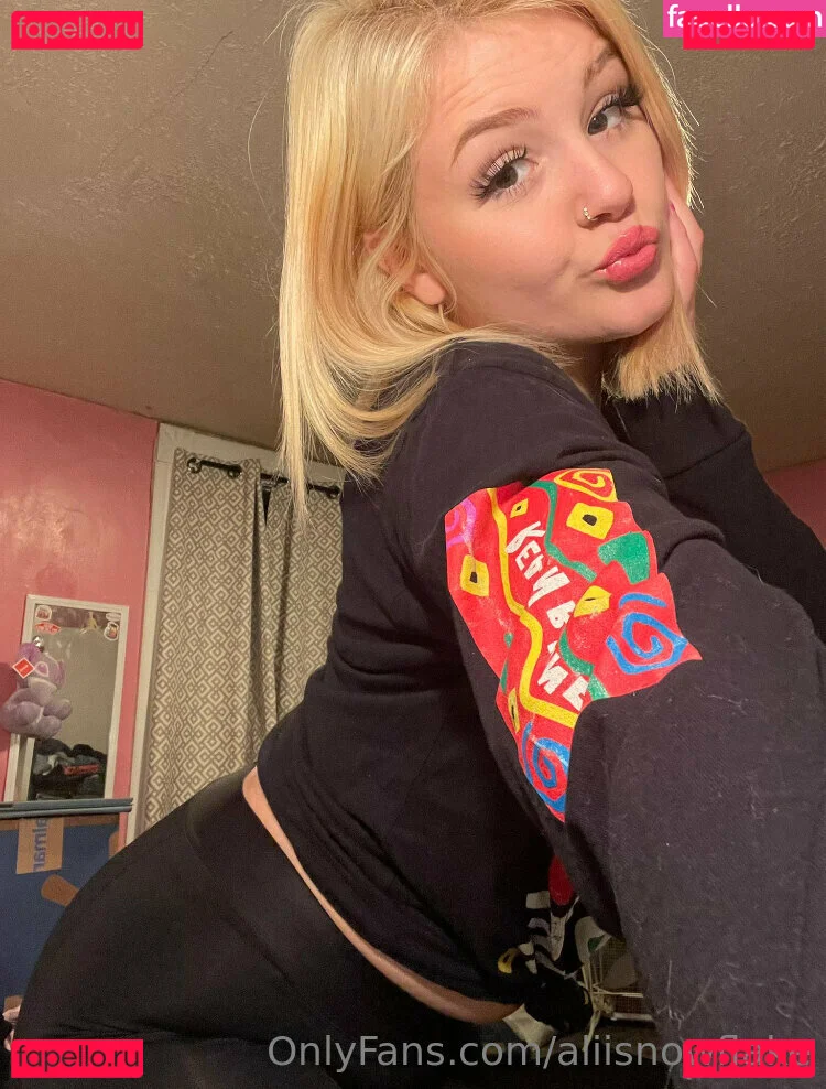 snowbunnyalii Nude Onlyfans Photo 36
