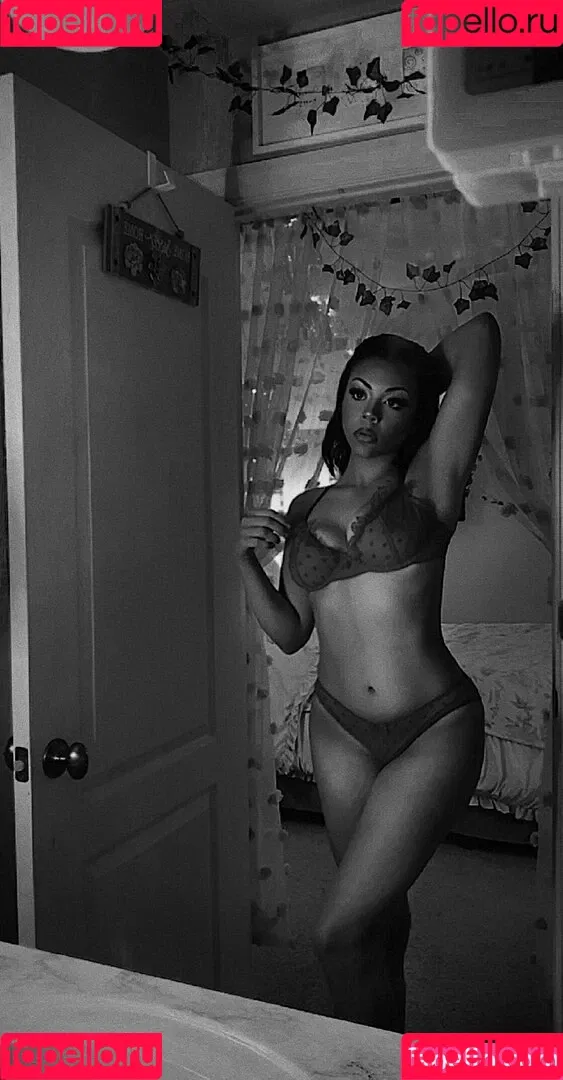 ri.leaked Onlyfans Photo Gallery 