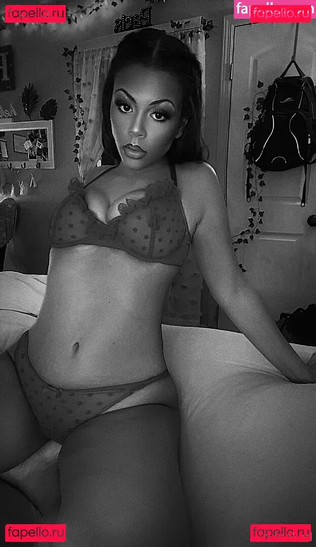 ri.leaked Onlyfans Photo Gallery 