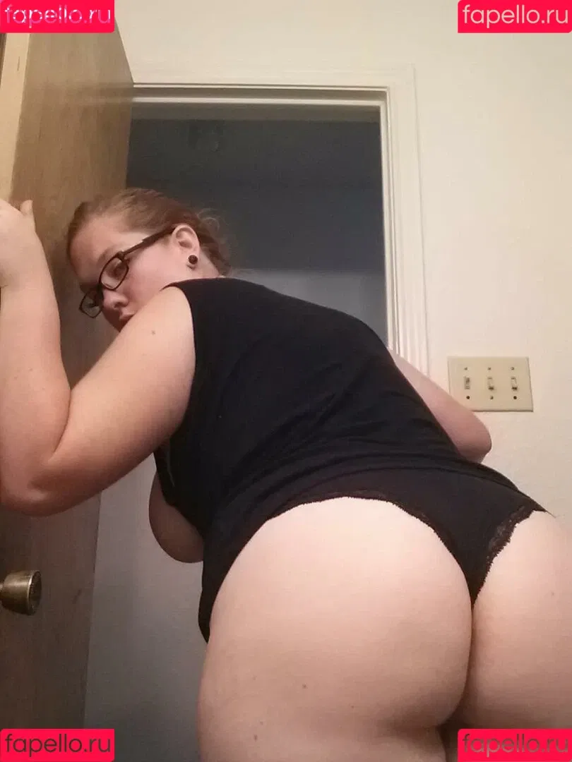 Naughtymommy1 Onlyfans Photo Gallery 