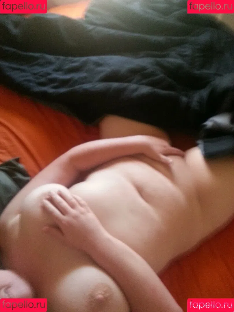 Naughtymommy1 Onlyfans Photo Gallery 