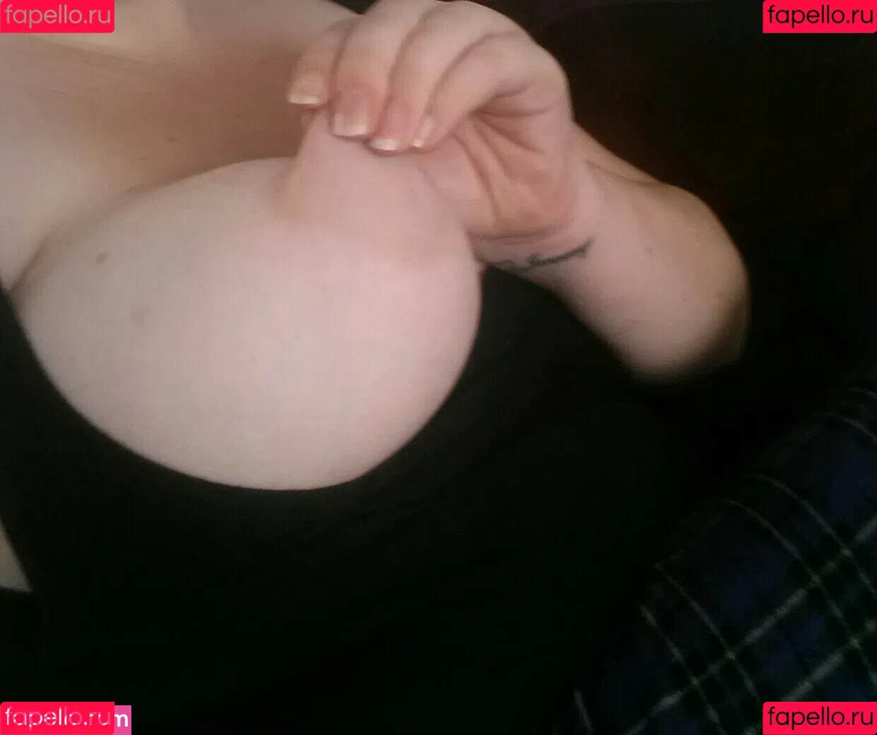 Naughtymommy1 Onlyfans Photo Gallery 