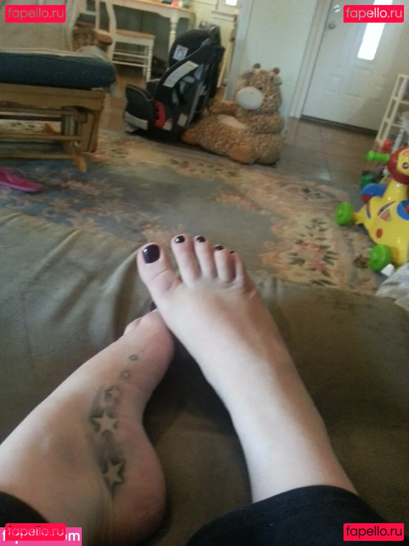 Naughtymommy1 Onlyfans Photo Gallery 