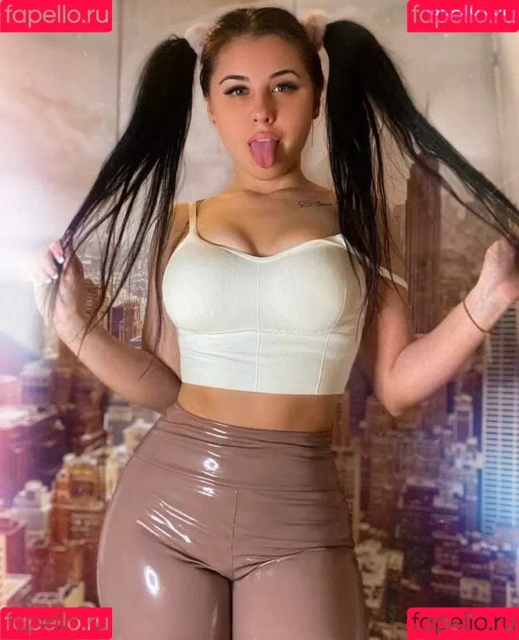 Faina Malinovskaya Onlyfans Photo Gallery 