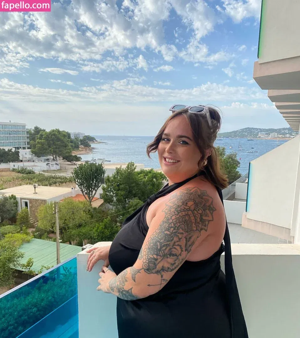 Chloe Hatton Onlyfans Photo Gallery 