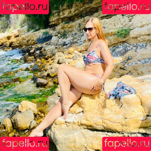 LadyCharm Onlyfans Photo Gallery 