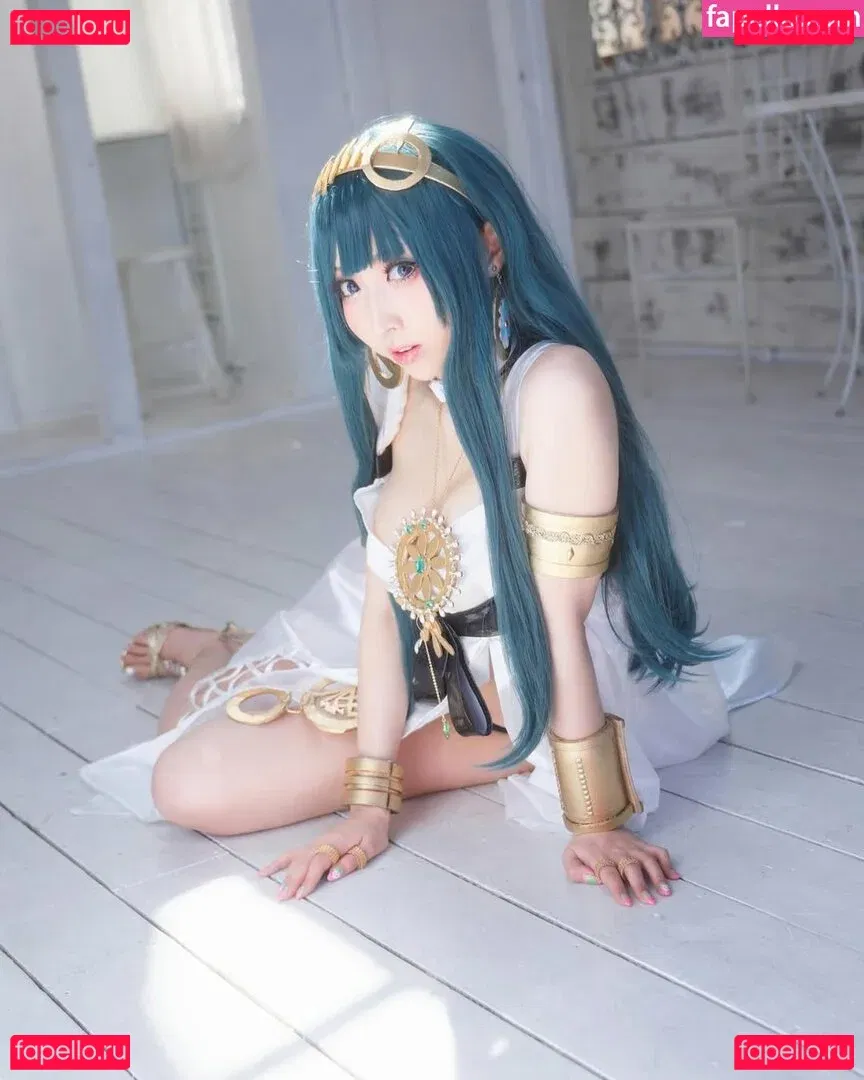 Momoiro Reku Onlyfans Photo Gallery 