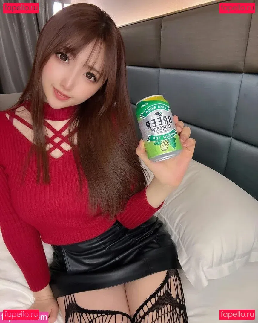 Momoiro Reku Onlyfans Photo Gallery 