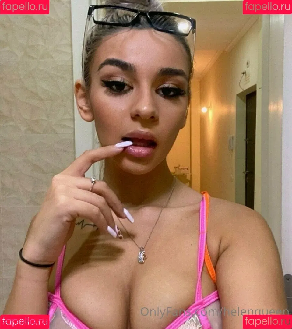 Helenqueen Onlyfans Photo Gallery 