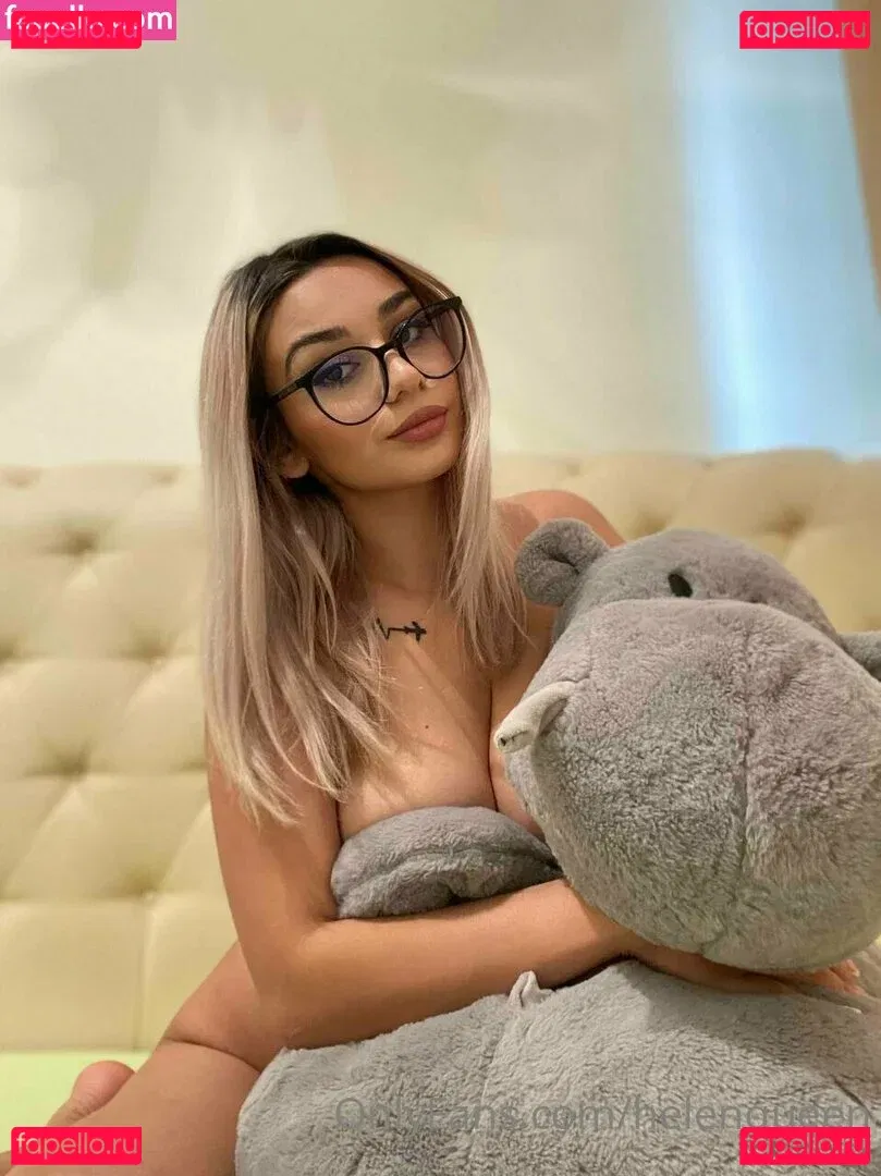 Helenqueen Onlyfans Photo Gallery 