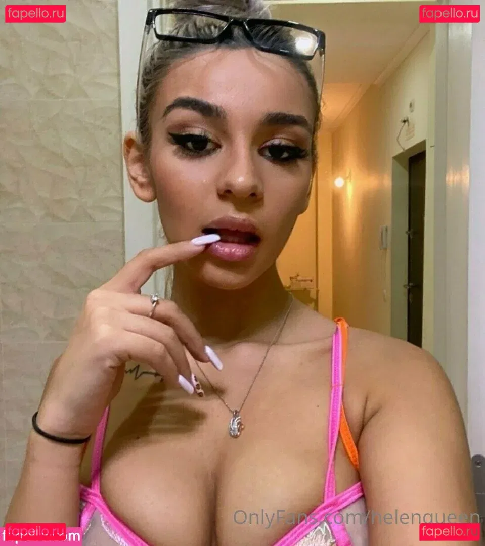 Helenqueen Onlyfans Photo Gallery 