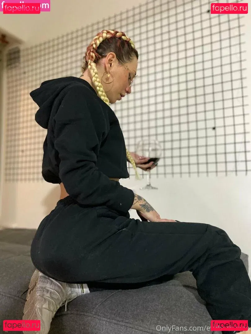 evilbarbybae Onlyfans Photo Gallery 