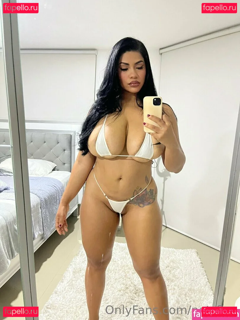 Esther Florez Onlyfans Photo Gallery 