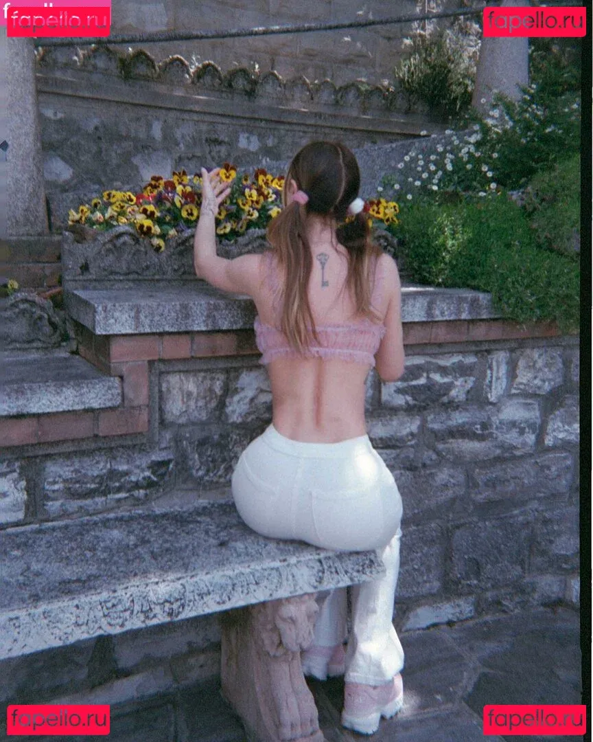 Valentina Fradegrada Onlyfans Photo Gallery 