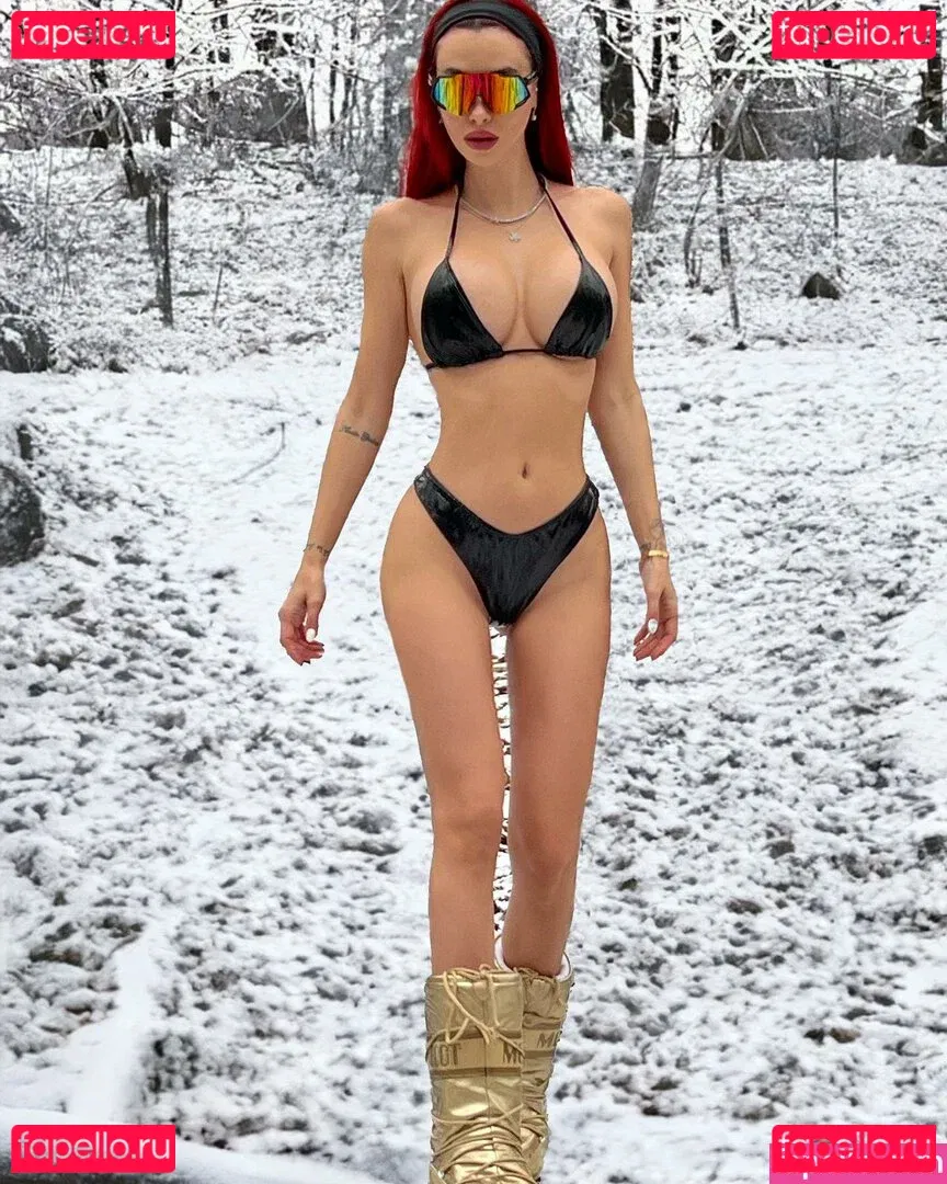 Valentina Fradegrada Onlyfans Photo Gallery 